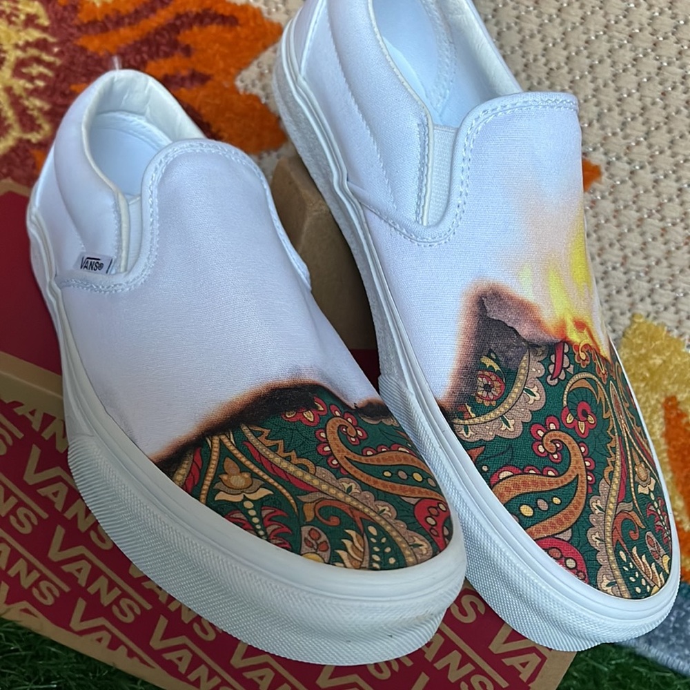 Vans Classic Slip On Big Reveal True White/Paisley Men’s sneakers - Picture 8 of 16